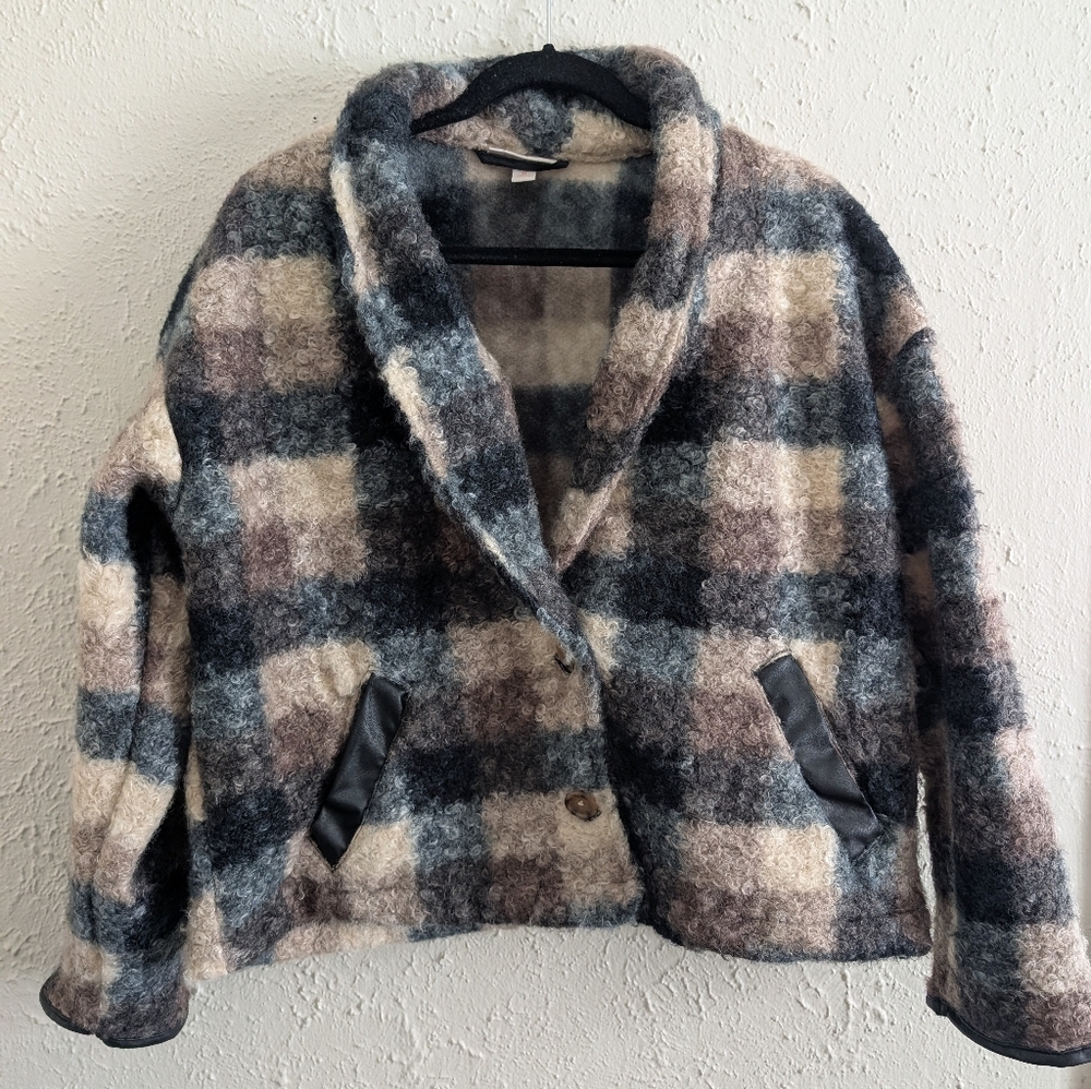 Knox Rose Plaid Cozy Jacket